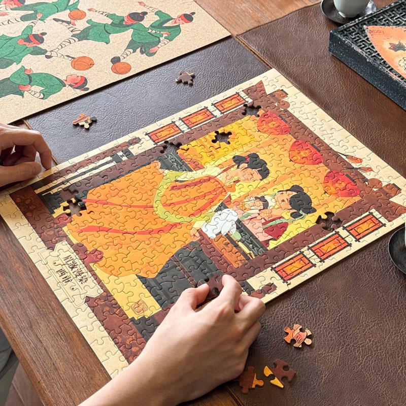 Tang-Style Makeup Artistry The Poet With Curling Agarwood Smoke